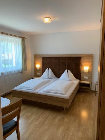 Haus Doppler Hotel Санкт Михаел им Лунгау Екстериор снимка